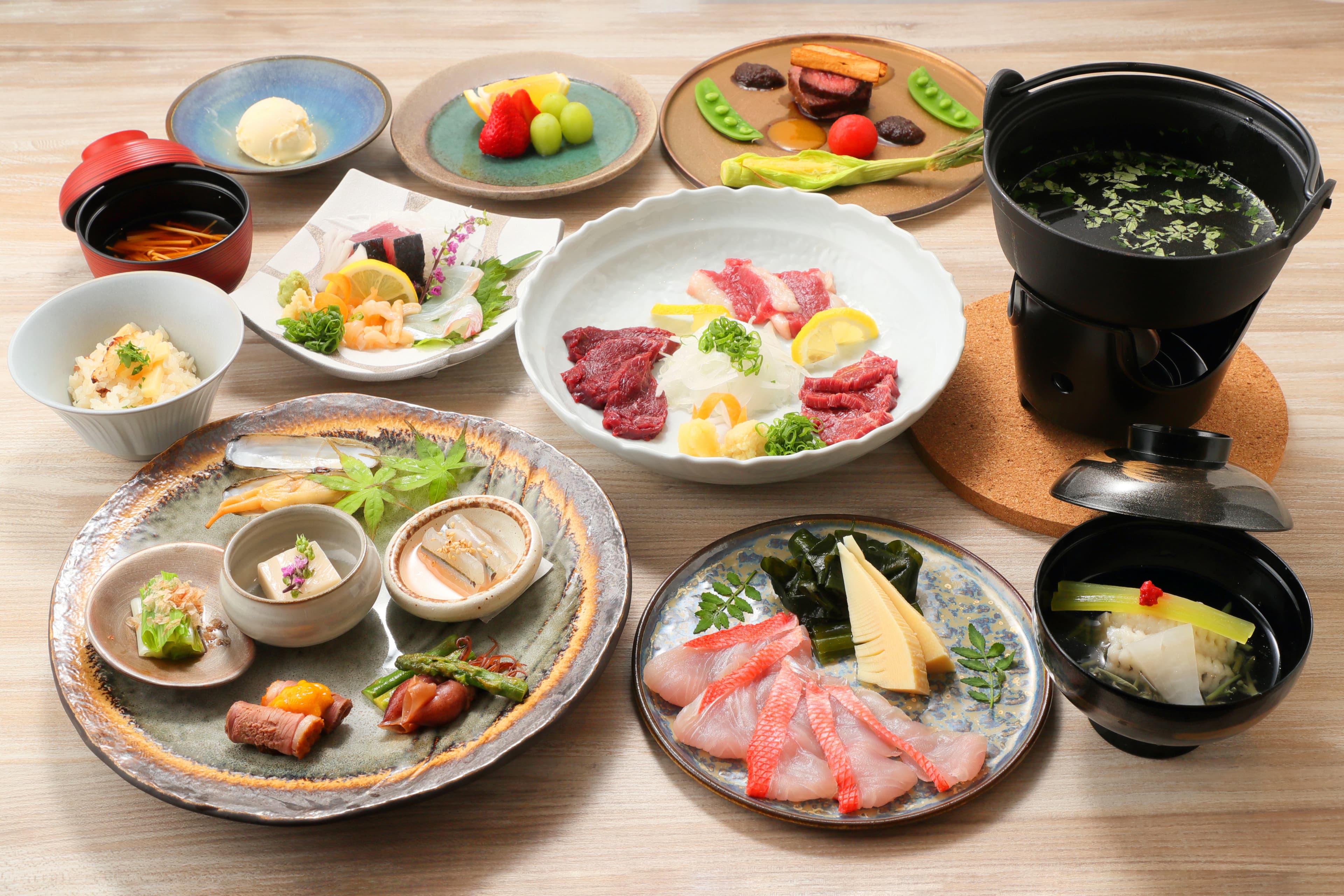 旬の食材を使ったコース料理